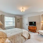 Pet-Friendly Zelienople Home With Patio And Grill!