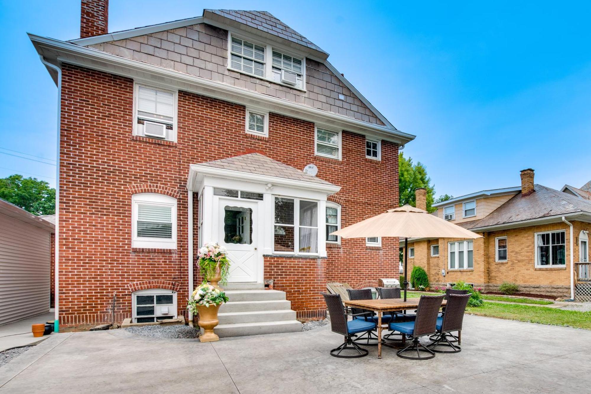 Pet-friendly With Patio And Grill!